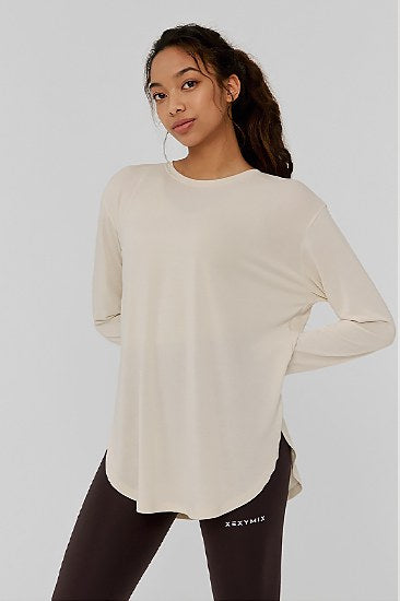 Hip Cover Round Long Sleeve_Soy Cream