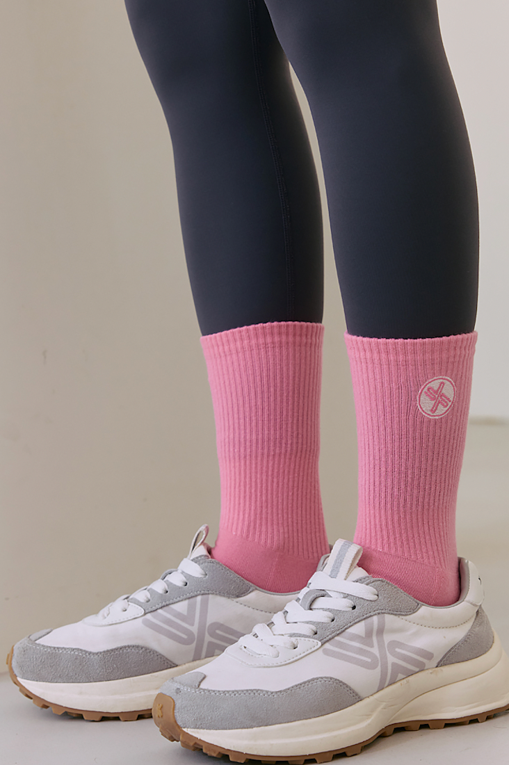 Embroided Crew Socks_Classic Pink