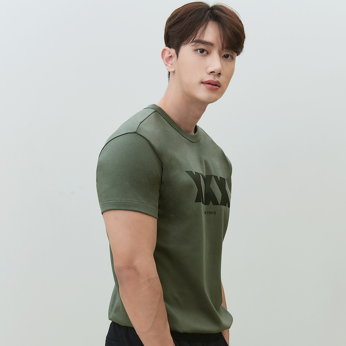 Muscle Fit Short Sleeve_Khaki