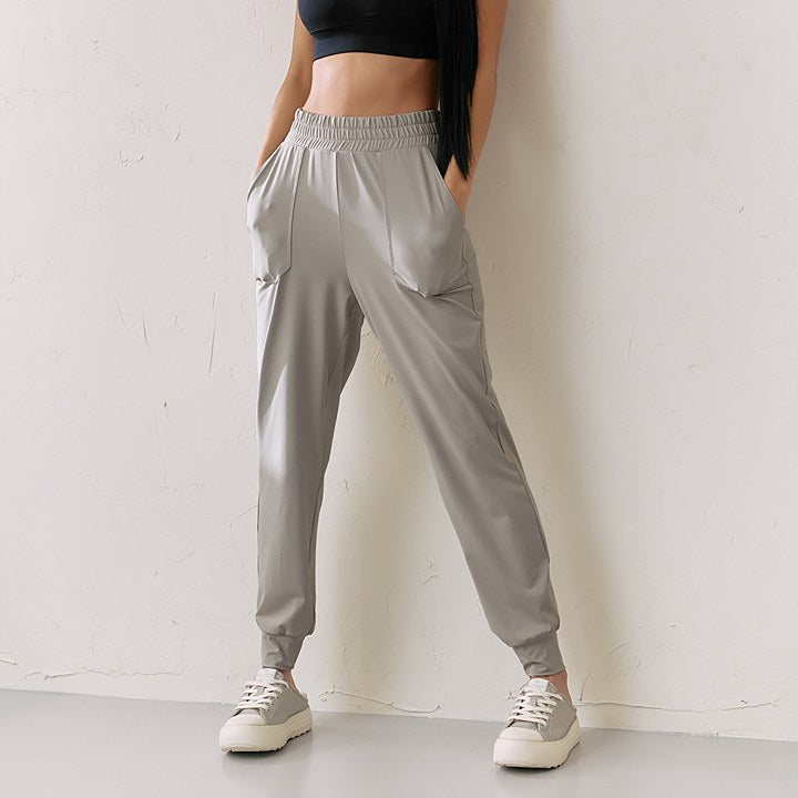 Medium Feather In-Band Jogger Pants_Shimmer Gray