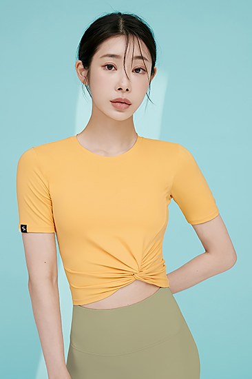 Fresh Feather Twist Crop Short Sleeve_Banana Pudding